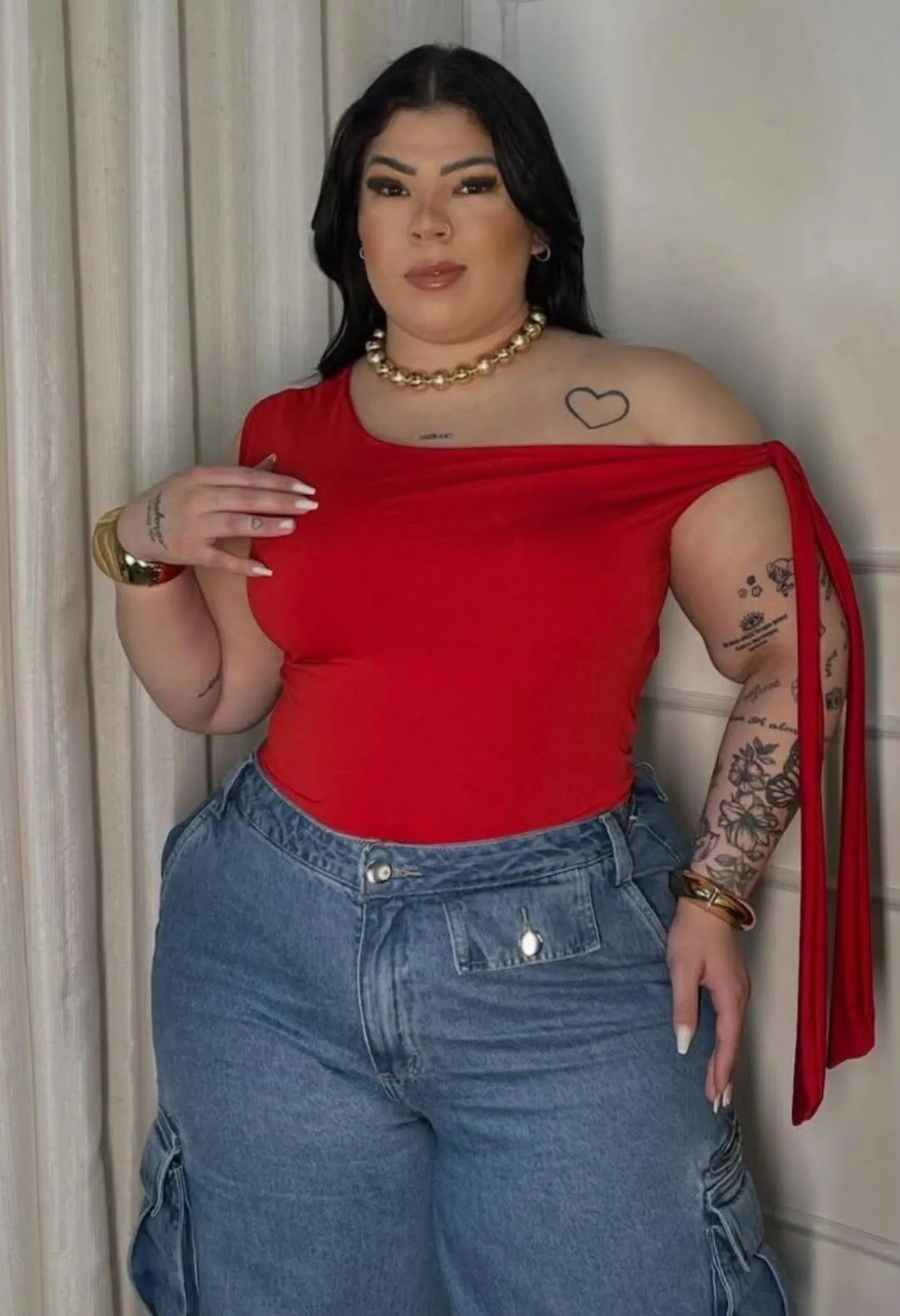 Blusa Modelo Slim e Plus size